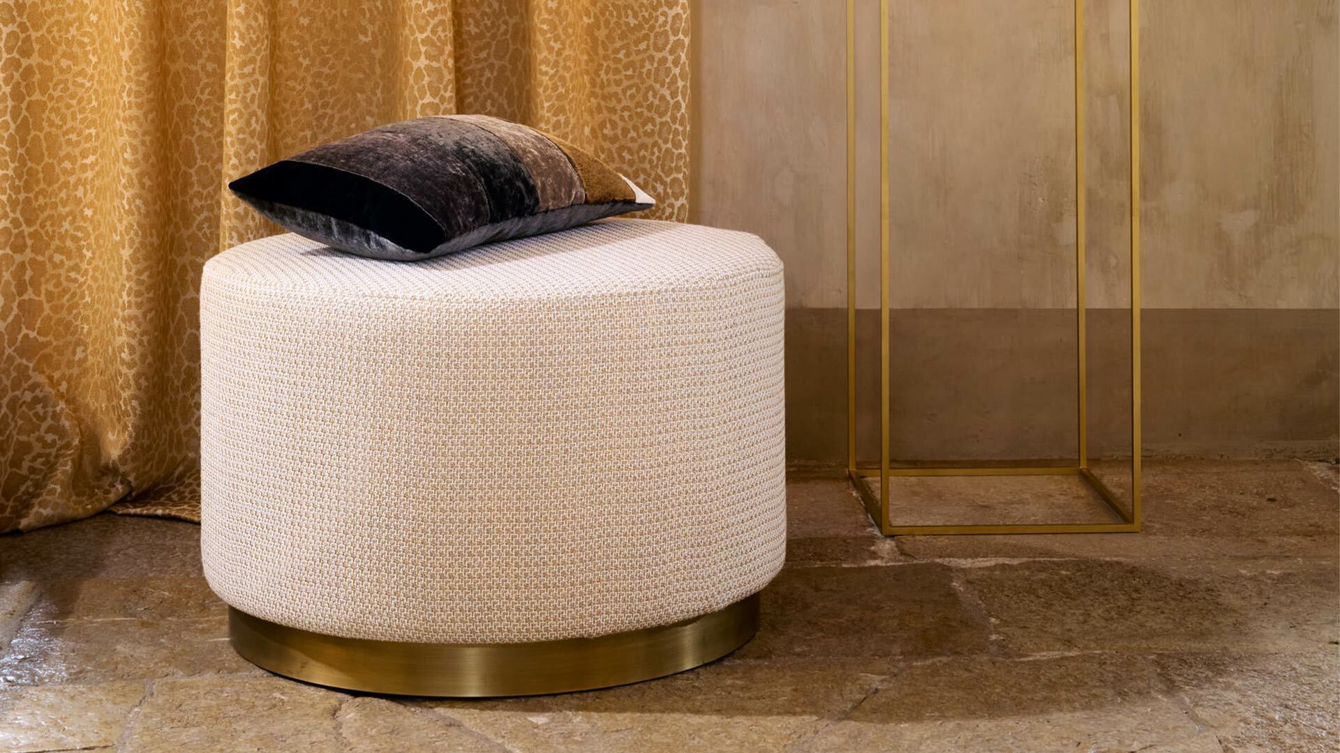 Bouclé D'Or Palais De Poesie