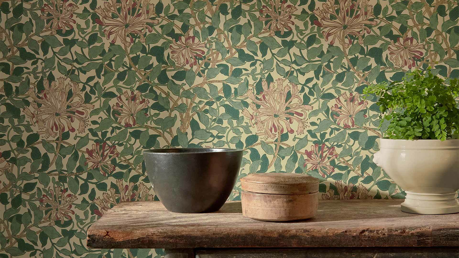Morris and Friends Wallpapers Honeysuckle 